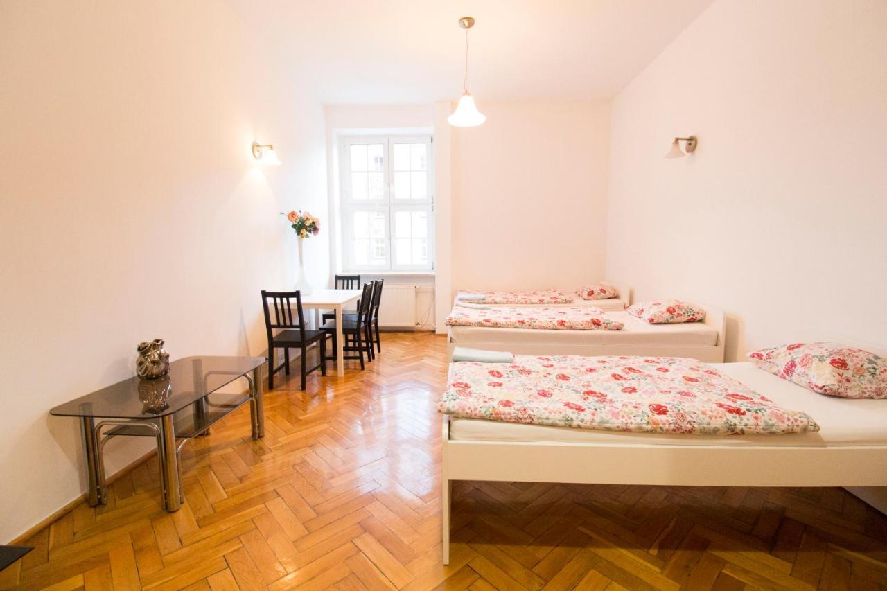 Happy Estate Apartments - Rynek Wrocław Buitenkant foto